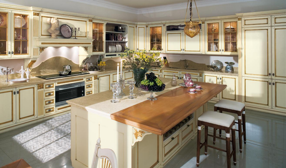 Cucine in oro: cucina classica / in legno laccata rubino onlywood ... Cucina stile veneziano