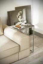 Столик Мебелик Стол придиванный Агами серый мрамор/хром арт. 006671