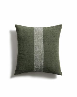 Чехол La Forma (ех Julia Grup) Чехол для подушки Nurei из зеленого хлопка и льна, 50 x 50 см арт. 481461