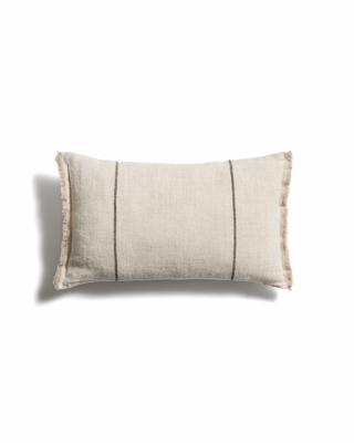 Чехол La Forma (ех Julia Grup) Чехол для подушки Lidore из бежевого льна с зелеными полосами, 30 x 50 см арт. 481449