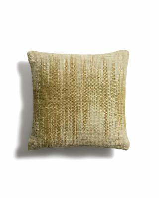 Чехол La Forma (ех Julia Grup) Чехол для подушки Liroda из джута с зеленым узором икат, 50 x 50 см арт. 481455