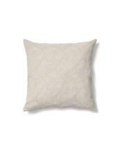 Чехол La Forma (ех Julia Grup) Чехол на подушку Junie из бежевого хлопкового жаккарда 50 x 50 с арт. 422675
