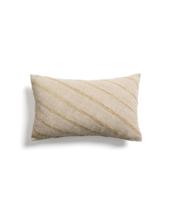 Чехол La Forma (ех Julia Grup) Чехол для подушки Riena бежевого цвета из хлопка и вискозы, 30 x 50 см арт. 481575