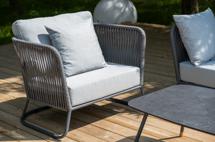 Кресло 4SIS "Багамы" кресло плетеное из роупа, каркас алюминий темно-серый (RAL7024) муар, роуп серый 15мм, ткань светло-серая арт. BAG-A-001 RAL7024 Mua grey(H-gray)