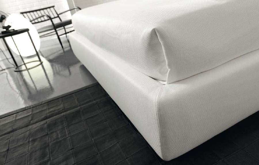 /i/Krovat-Ditre-Italia-Louis-00251034
