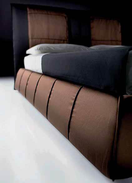 /i/Krovat-Pinton-Gilt-drop-00153960