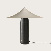 Лампа Aromas del Campo Настольная лампа Kine черный мрамор - белый металлический абажур арт. 100780