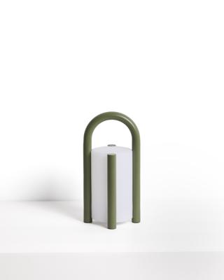 Лампа La Forma (ех Julia Grup) Портативная настольная лампа Leros из полиэтилена и стали зеленого цвета арт. 482852