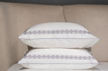 Наволочка Garda Decor 130HB-00711 Комплект наволочек сатин вышивка Фиори,сиренево-белый, 50*70см (2шт) арт. 130HB-00711