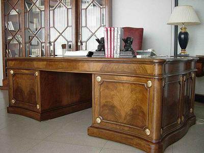 /i/Pismennyy-stol-Francesco-Molon-R64-b00037972