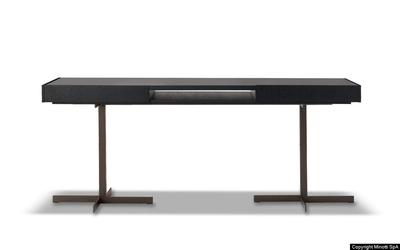 Стол письменный Minotti Close "Writing Desk"