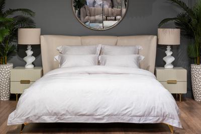 Подарок Garda Decor 144HF-40502 Комплект постельного белья Лоренцо,сатин 400TC,белый, 145*210-1шт,50*70-2шт арт. 144HF-40502