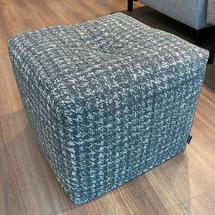 Пуф MOD INTERIORS Пуфик Presto TELAS арт. MDI.ST.TEL.784, арт. Presto Footstool with grip and button
