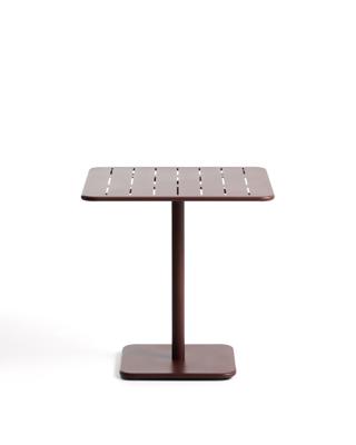 Стол La Forma (ех Julia Grup) Уличный стол Brai из оцинкованной стали бордового цвета, 70 x 70 см арт. 482207