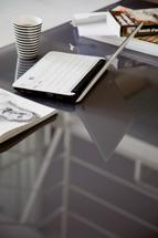 Стол М-СИТИ Стол LEO (42.55)120/170*80*Н75 см (М310/M310/ С196антр, гл.стекло,вст045 антр.) арт. 42.55.M310.M310.C196.L045