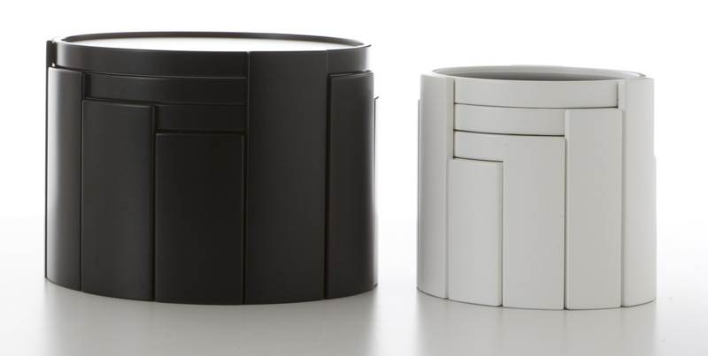 /i/Stol-zhurnalnyy-Cassina-780-%5C-783-00221139