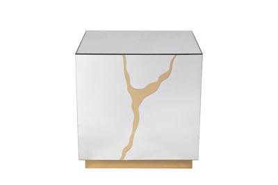 Стол журнальный Garda Decor KFG198 Стол журнальный зеркальный с золотым декором 55*55*61см арт. KFG198