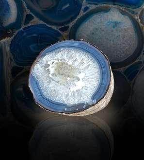 /i/Stoleshnitsa-Caesarstone-Goluboy-agat-8531-b00075473