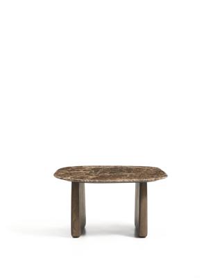 Столик La Forma (ех Julia Grup) Приставной столик Pirita из коричневого мрамора с ножками из дуба с темной отделкой, 71 x 70 см арт. 503874