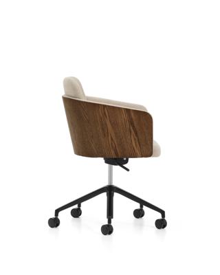 Стул La Forma (ех Julia Grup) Офисный стул Madai из коричневого шенилла и ясеневого шпона арт. 432132