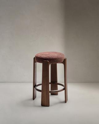 Стул барный La Forma (ех Julia Grup) Granite Барный табурет из коричневого шенилла и массива ясеня в отделке орех 75 см арт. 420265