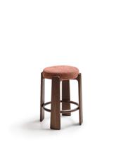 Стул барный La Forma (ех Julia Grup) Granite Барный табурет из коричневого шенилла и массива ясеня в отделке орех 75 см арт. 420265