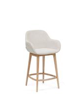 Стул полубарный La Forma (ех Julia Grup) Полубарный стул Konna бежевого цвета с ножками из массива ясеня в светлой отделке, 65 см арт. 216142