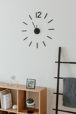 Часы Umbra Часы настенные blink, черные арт. 1005400-040