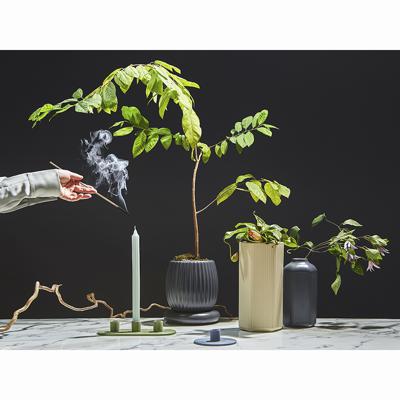 Подсвечник Tkano Подсвечник для 3 свечей из каменной керамики оливкового цвета из коллекции essential арт. TK23-DEC-CNH0005