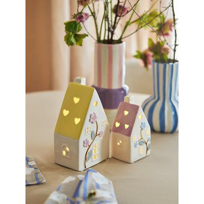 Декор Tkano Домик из фарфора с подсветкой skagen из коллекции easter essential, 15 см арт. TK25-DEC-BD0002