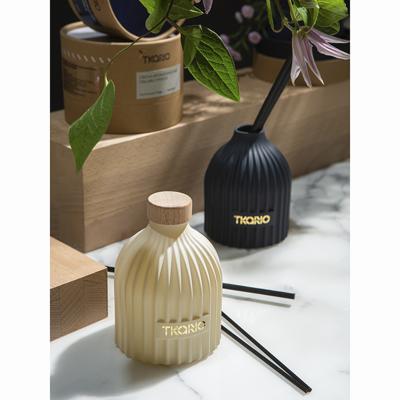 Аромат Tkano Диффузор ароматический spicy snowflakes из коллекции edge, 200 мл, тёмно-синий арт. TK23-DIF0012