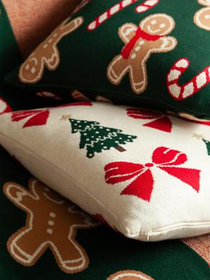 Комплект Tkano Подушка вязаная с новогодним рисунком christmas bows из коллекции new year essential, 45x45 см арт. TK25-CU0015