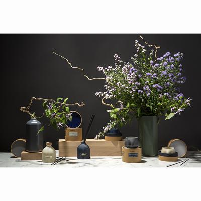 Свеча Tkano Свеча ароматическая cypress, jasmine & patchouli из коллекции edge, серый, 30 ч арт. TK23-ARO0033