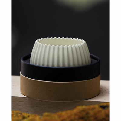 Свеча Tkano Свеча ароматическая nutmeg, leather & vanilla из коллекции edge, бежевый, 30 ч арт. TK23-ARO0018