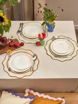 Остальные предметы Tkano Салфетка под приборы anemone из коллекции trendy ruffles, D38 см, серый арт. TK25-PM0004