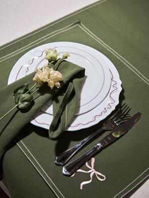 Остальные предметы Tkano Салфетка сервировочная fancy bows оливкового цвета из коллекции essential, 45х45 см арт. TK25-NA0005