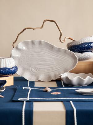 Набор посуды Tkano Блюдо сервировочное clams серого цвета из коллекции sea treasures арт. TK25-TW_SRV0006