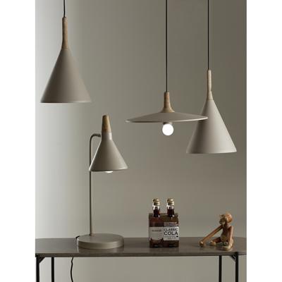 Лампа Bergenson Bjorn Лампа настольная thor, D21х58 см, бежевая арт. BB0000418