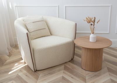 Стол письменный Ellipsefurniture Кресло Ellipse E6.1 с кантом (молочный, букле) арт. KP010207280301