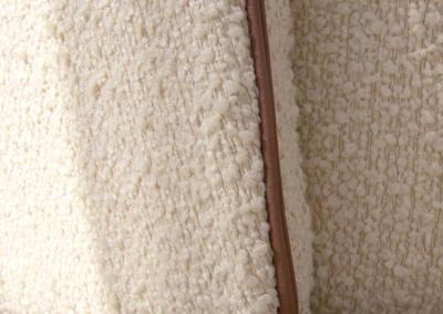 Стол письменный Ellipsefurniture Кресло Ellipse E6.1 с кантом (молочный, букле) арт. KP010207280301