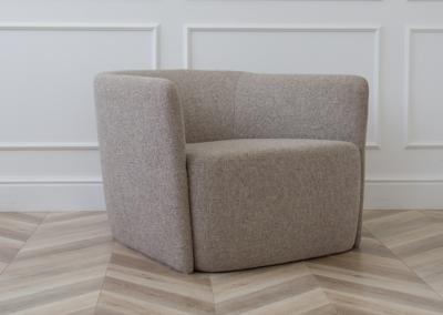 Стол письменный Ellipsefurniture Кресло Ellipse E6.1 (бежевый, рогожка) арт. KP010201280401
