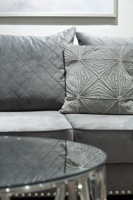 Подарок Garda Decor 70SW-20306 Подушка с бисером "Лучи" серебро 45*45см арт. 70SW-20306