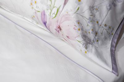 Подарок Garda Decor 130HB-00071 Комплект постельного белья сатин принт Фиори,сиренево-белый,200*220- 1шт,50*70 -2шт арт. 130HB-00071