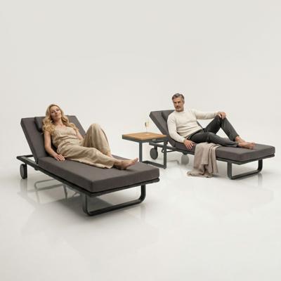 Мебель IDEAL PATIO Шезлонг КОСТА С на колесах, каркас карбон, матрас антрацит (с подушкой) арт. CST.3015001