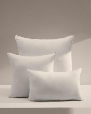 Подушка La Forma (ех Julia Grup) Подушка для наволочки Fluff 45x45 арт. 052128