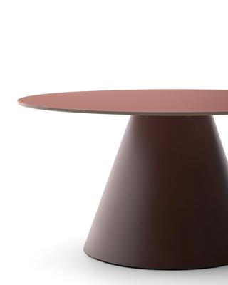 Столик La Forma (ех Julia Grup) Журнальный столик Wilshire из стекла и стали терракотовый Ø80cm арт. 253563