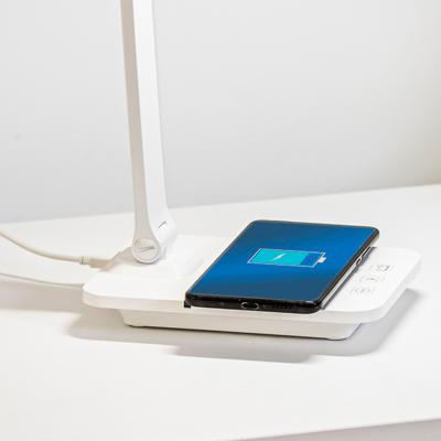 Лампа Faro Белая настольная лампа Anouk с индукционной зарядкой LED 8W 2700-6500K арт. 152516