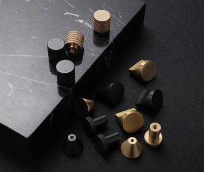 Мебель Delight Collection Ручка-кнопка HK003 brass арт. HK003 brass