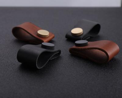 Мебель Delight Collection Ручка-петля HK007 brass/bronze арт. HK007 brass/bronze