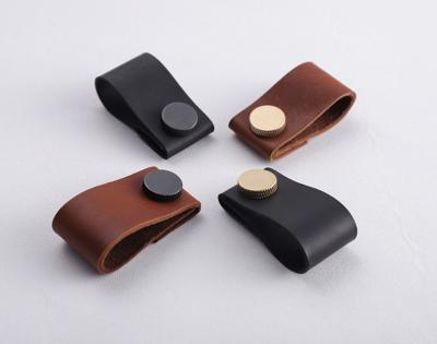 Мебель Delight Collection Ручка-петля HK007 brass/bronze арт. HK007 brass/bronze